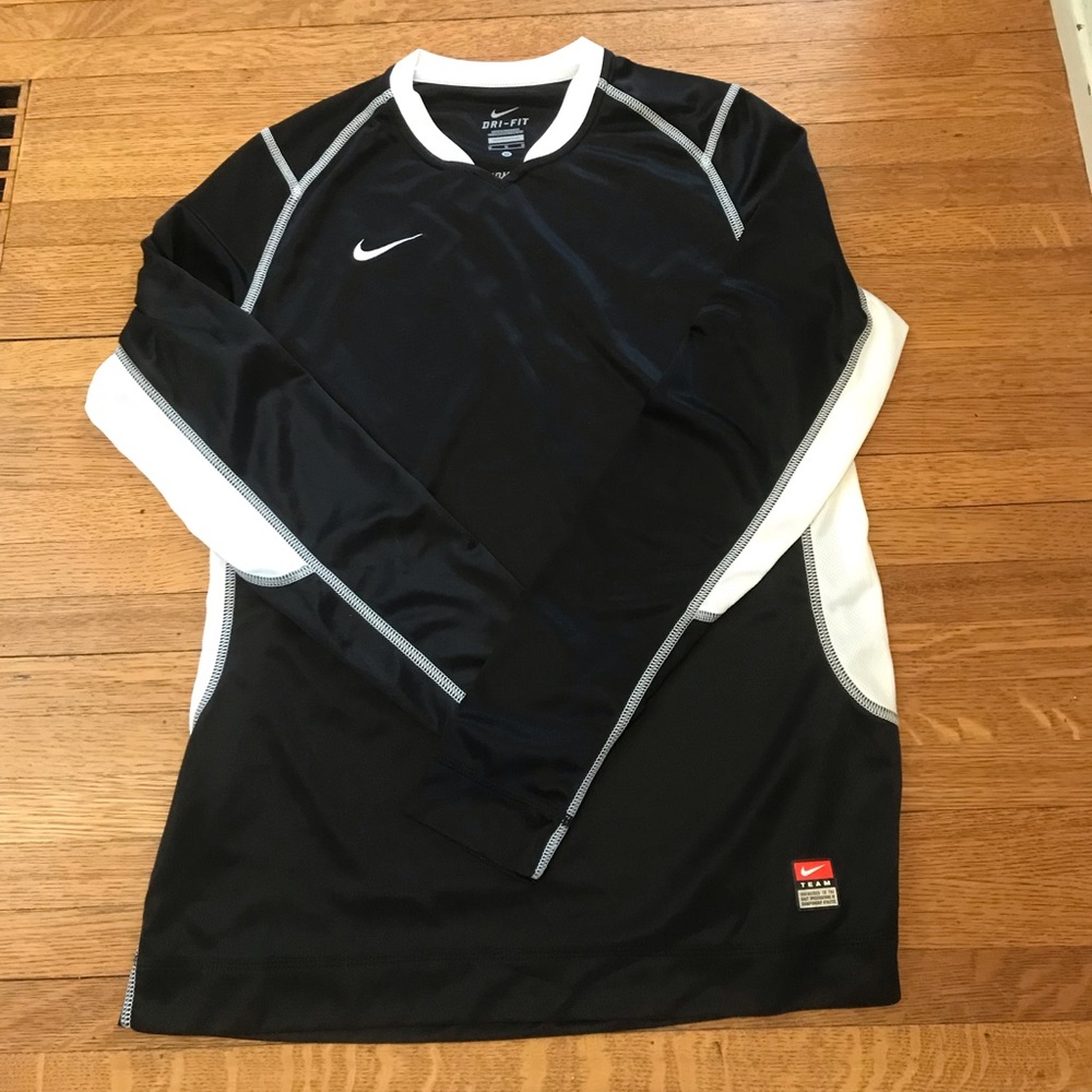 Nike Dri Fit Long Sleeve - Size M